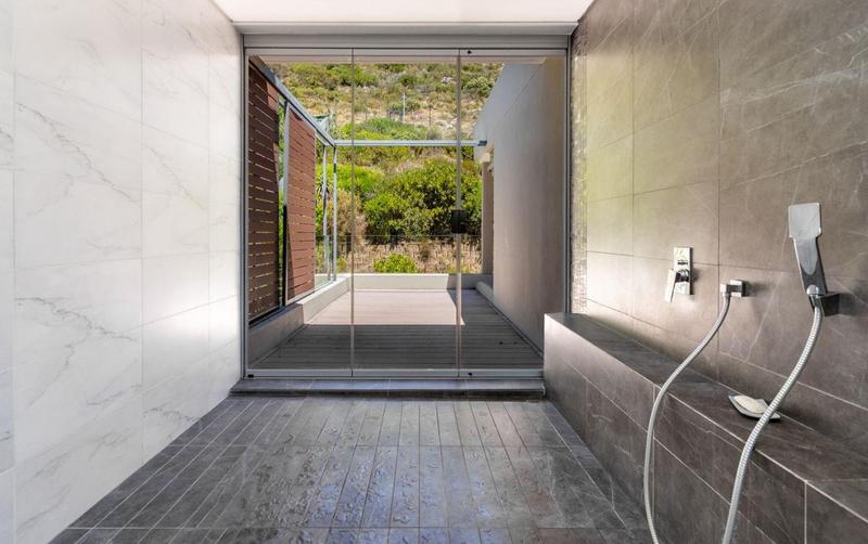 5 Bedroom Property for Sale in Hout Bay Western Cape